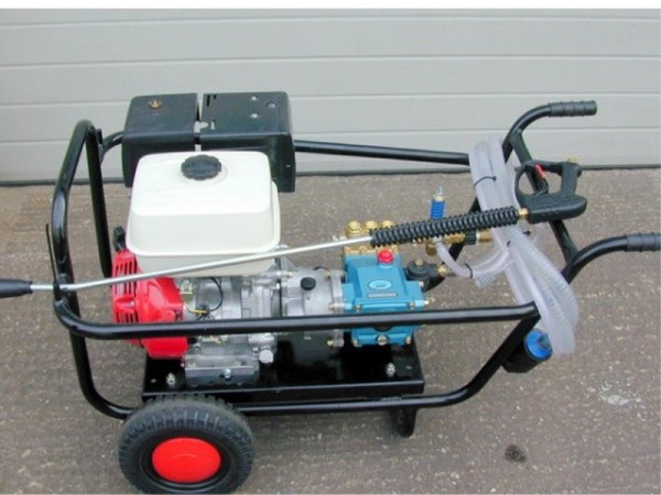 Cold water cat pump washer with gearbox drive from Eurojet - Pressure washers, Cat pumps and spares, Ireland